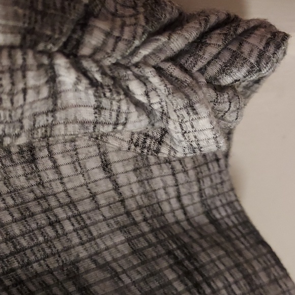 APT 9 Women's Top 3/4 Sleeve - Picture 3 of 6